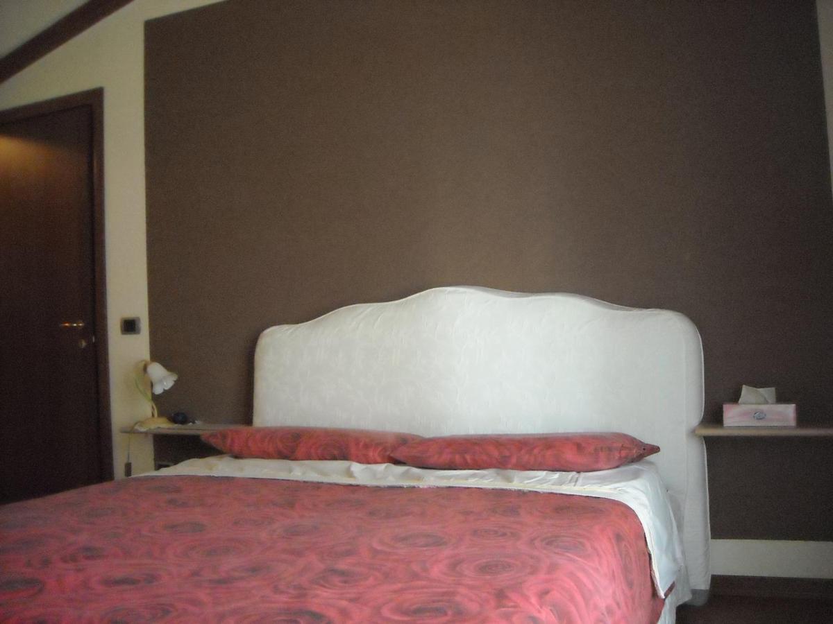 Gli Angeli Bed & Breakfast Candelo Bagian luar foto